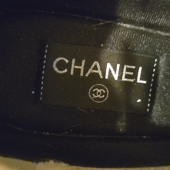 Chanel Calfskin Mesh Womens Logo Sneakers White - Picture 4 of 7